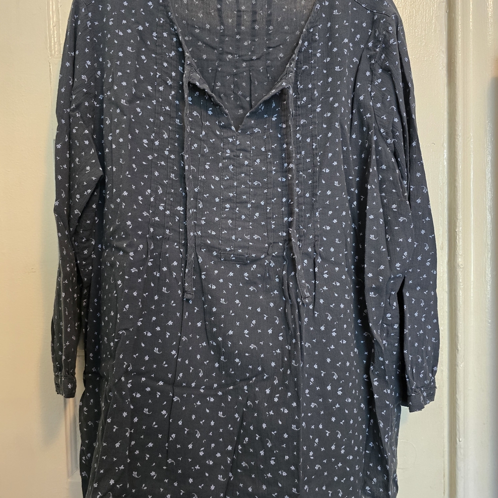 L.L. Bean Blue 3/4 Sleeve V-neck Tie Front Tunic L/XL